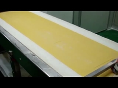 La pasta de pasta de hojaldre completamente automática comercial cubre la cadena de producción maquinaria y equipo